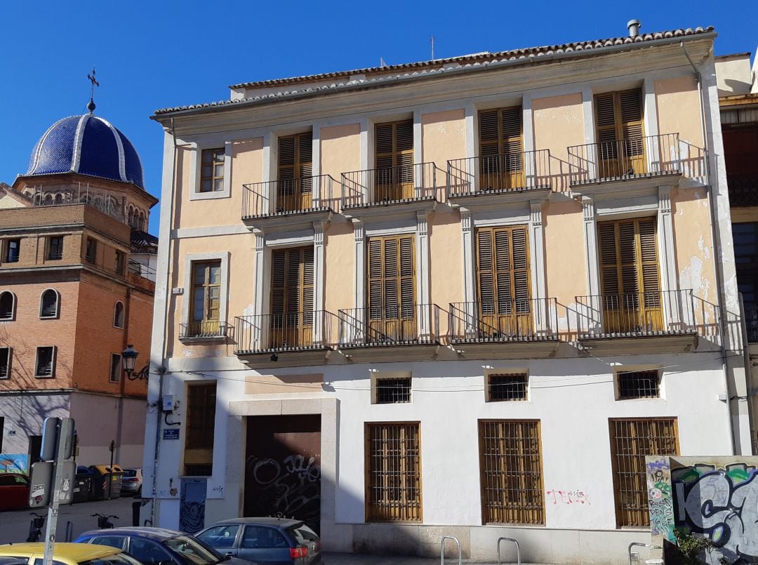 Sede del antiguo Centro Excursionista, futuro Centro Valenciano del Cómic, plaza Tavernes de Valldigna, barrio de El Carmen