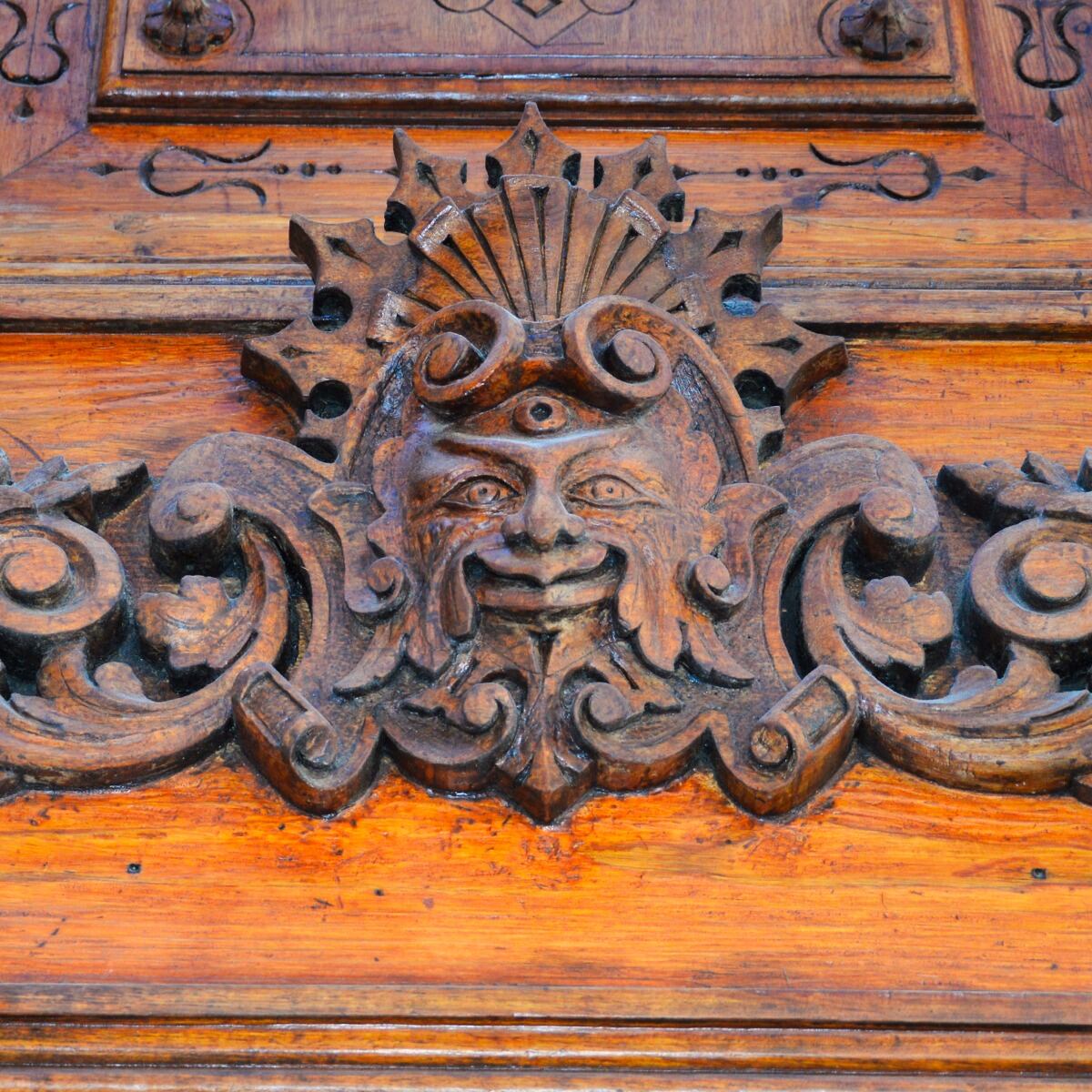 Puerta de la Casa del festero