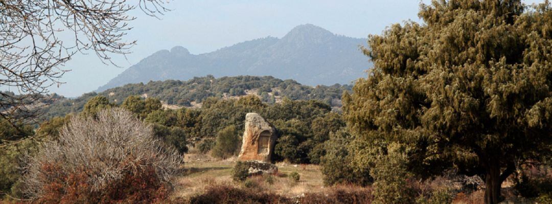 Yacimiento de &#039;Piedra Escrita&#039; en Cenicientos