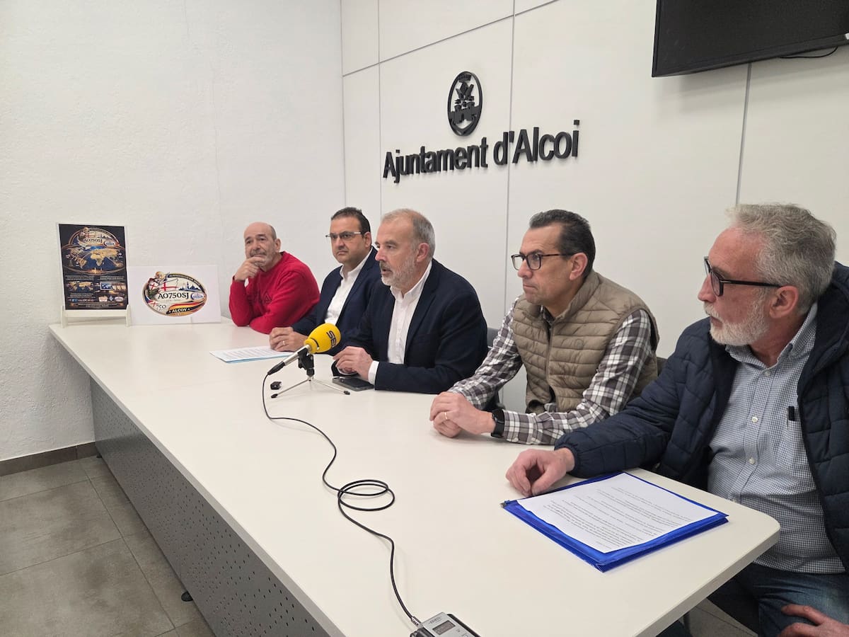 El Radio Club Comarcal de Alcoy se suma a los actos del 750 aniversario del patronazgo de San Jorge con un evento internacional