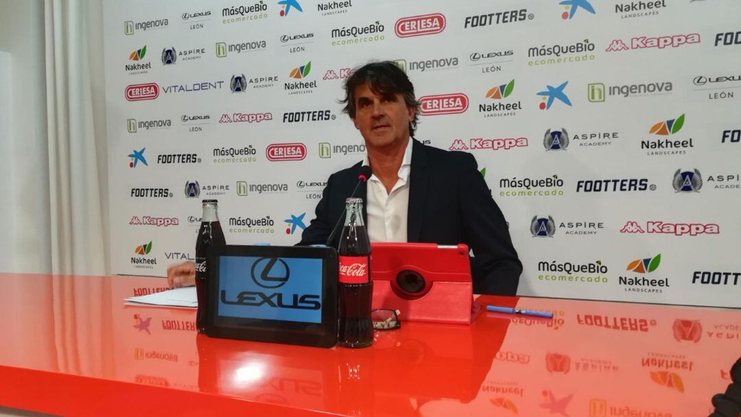 Ricardo Pozo ha hablado de la configuración de la plantilla de la Cultural 