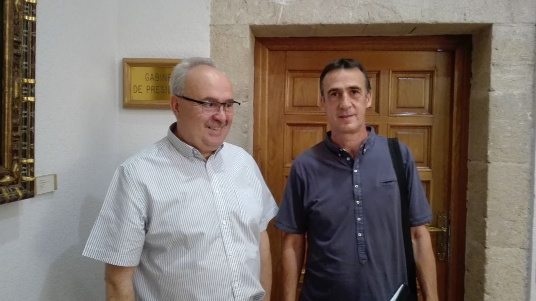 Responsables de UGT y CCOO tras reunirse con el Presidente de la Diputacion Provincial de Zamora