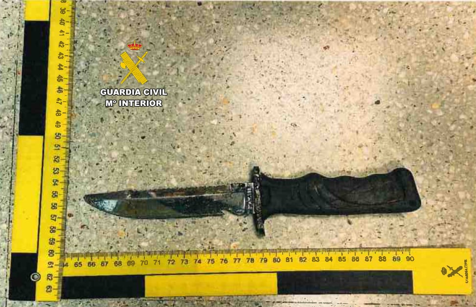 Imagen del cuchillo intervenido