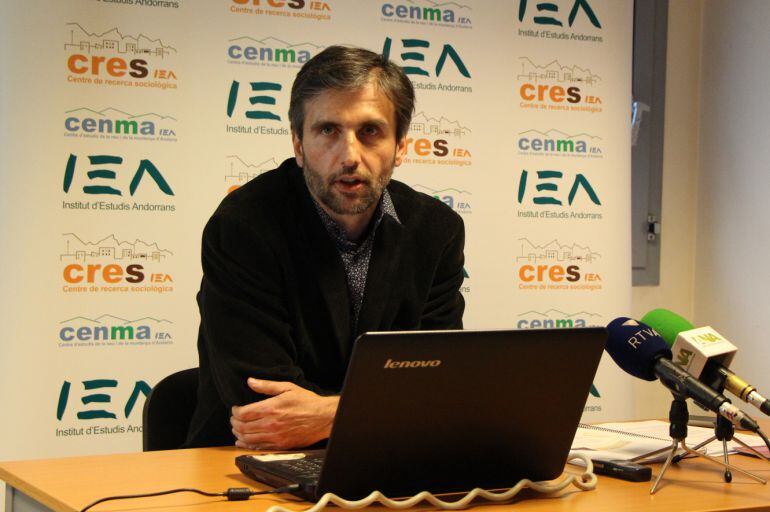 El director de l'Observatori del CRES, Joan Micó.