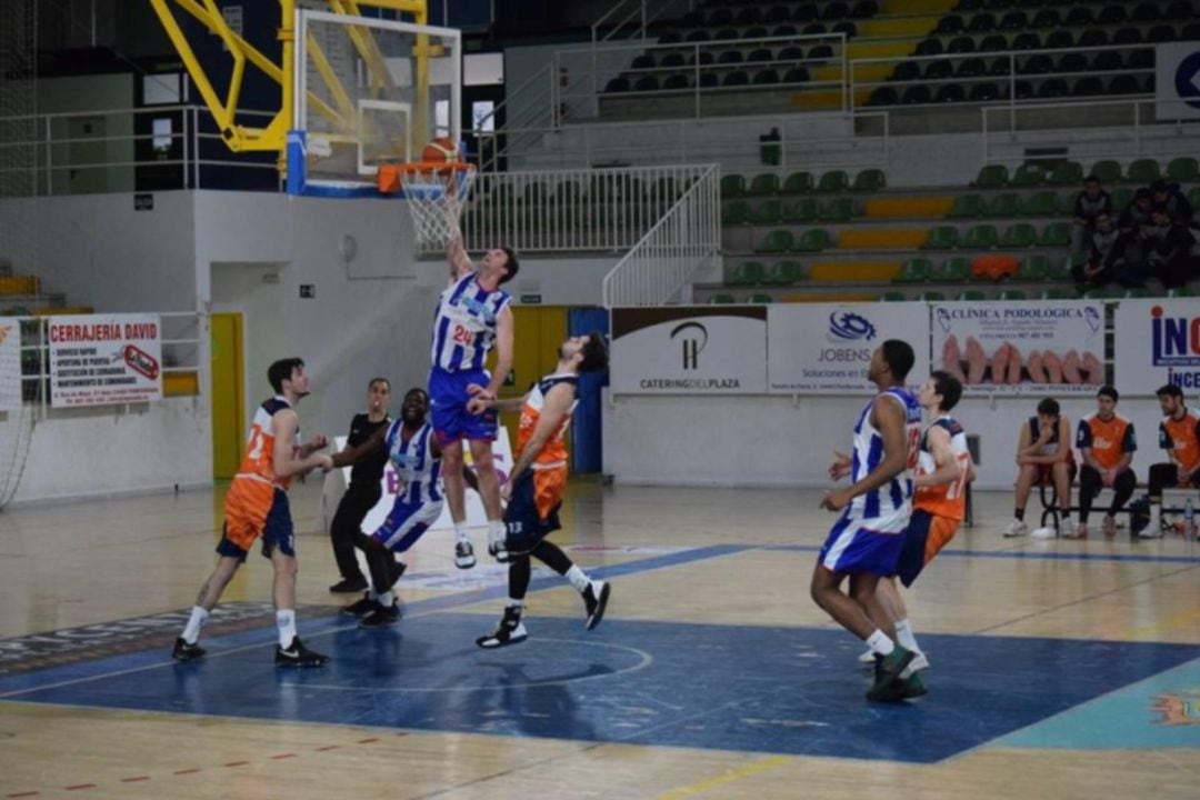 El conjunto berciano ya esta clasificado para el play-off de ascenso ahora solo falta rematar el primer puesto de la clasificación.