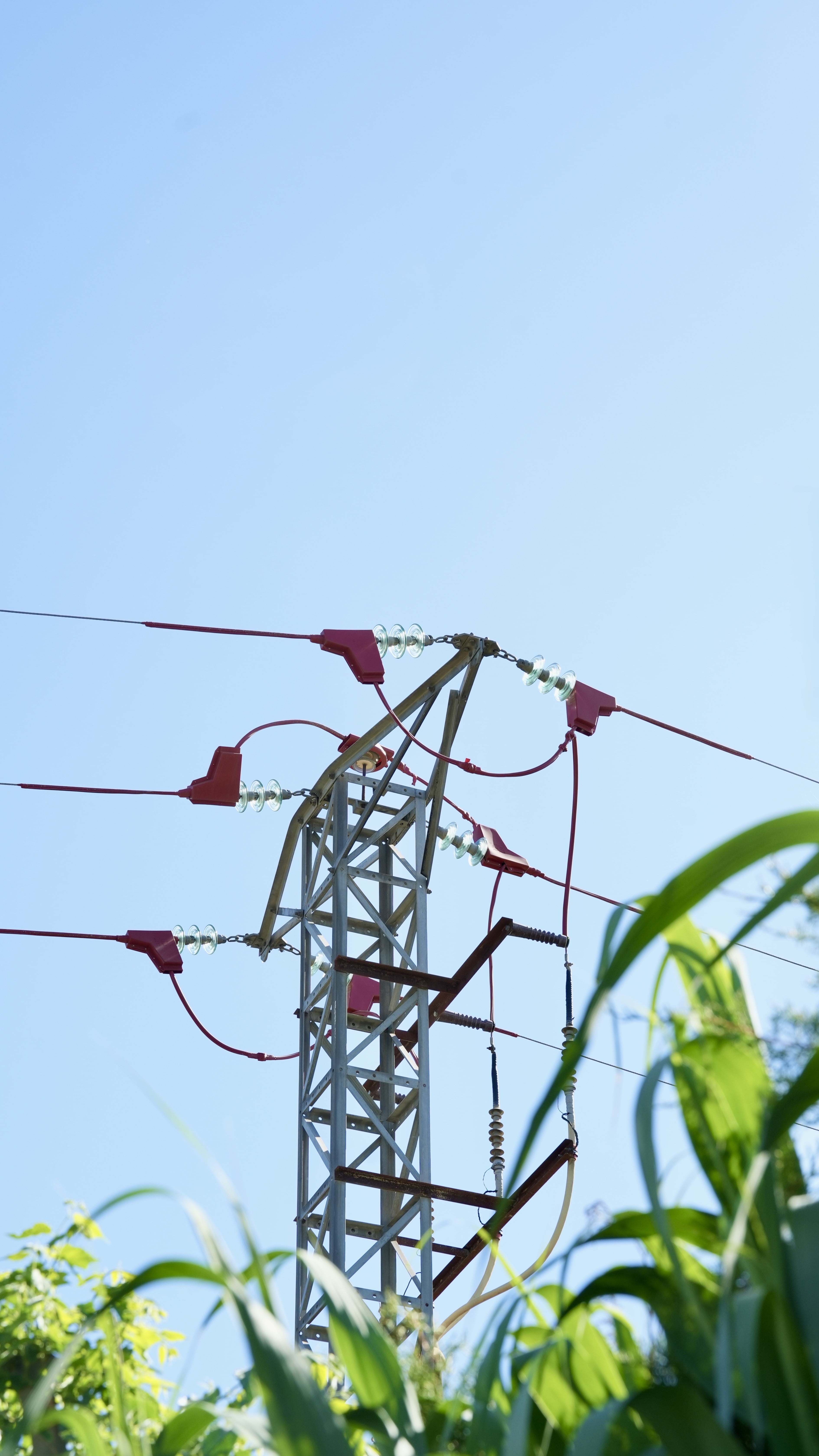 Ab energía es una empresa dedicada a la comercialización de energía eléctrica