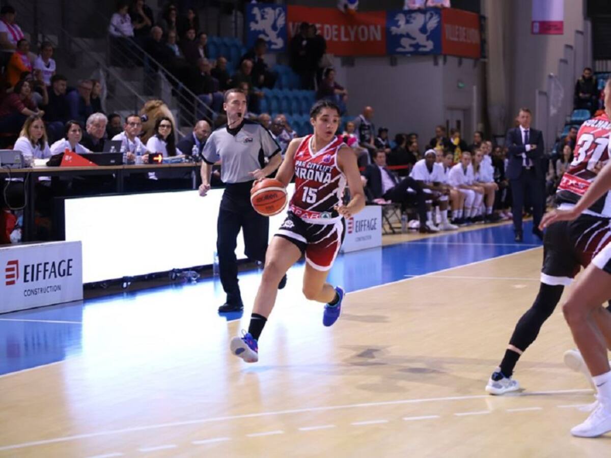 Amb un peu i mig a semifinals