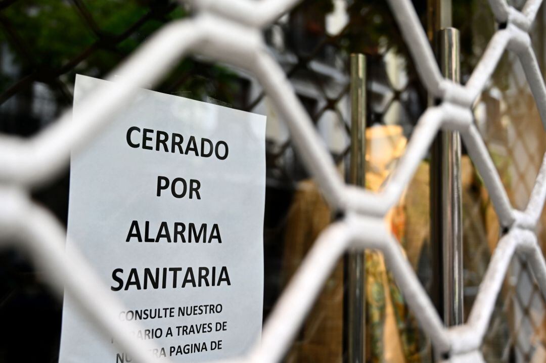 Un comercio cerrado por la pandemia