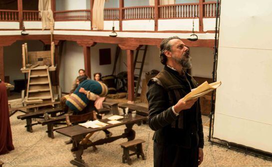 Pere Ponce da vida a Cervantes en &#039;El Ministerio del Tiempo&#039;