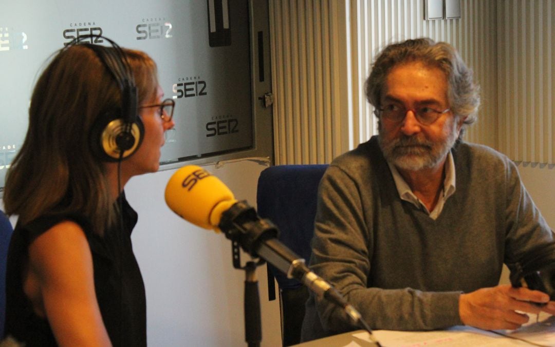 Antonio Rubio, junto a Macarena Berlín en los estudios de la Cadena SER