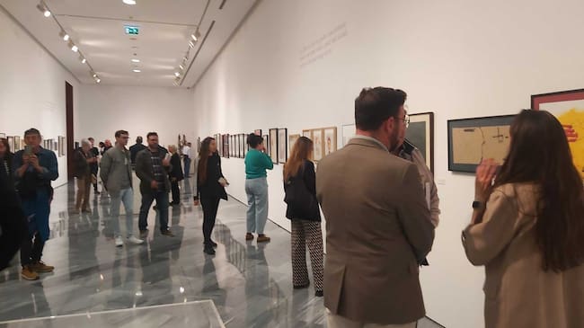 Imatge general de l'exposició en l'IVAM CADA Alcoi del llegat d'Isabel-Clara Simó