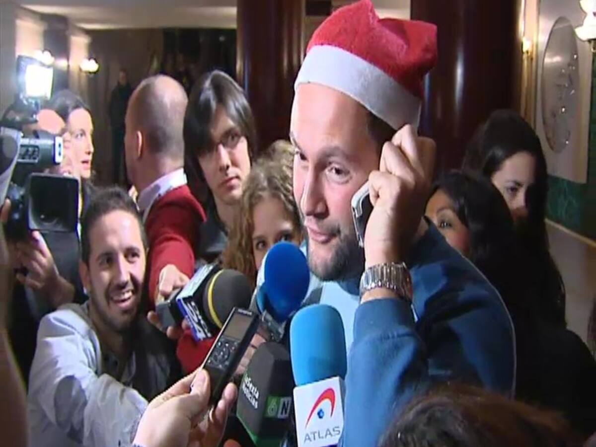 La suerte aterriza en el salón del Teatro Real