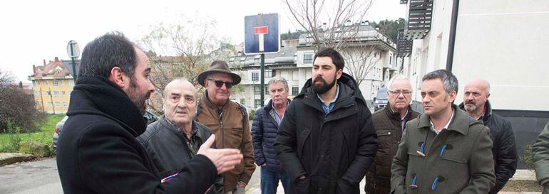 Daniel Díaz Grandía, Xulio Ferreiro y Xiao Varela visitan las obras de Palavea. Foto de archivo