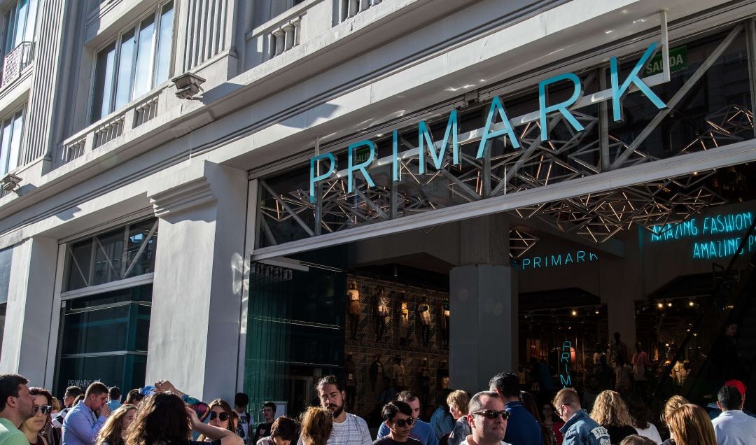 Acceso al Primark de Gran Vía (Madrid). 