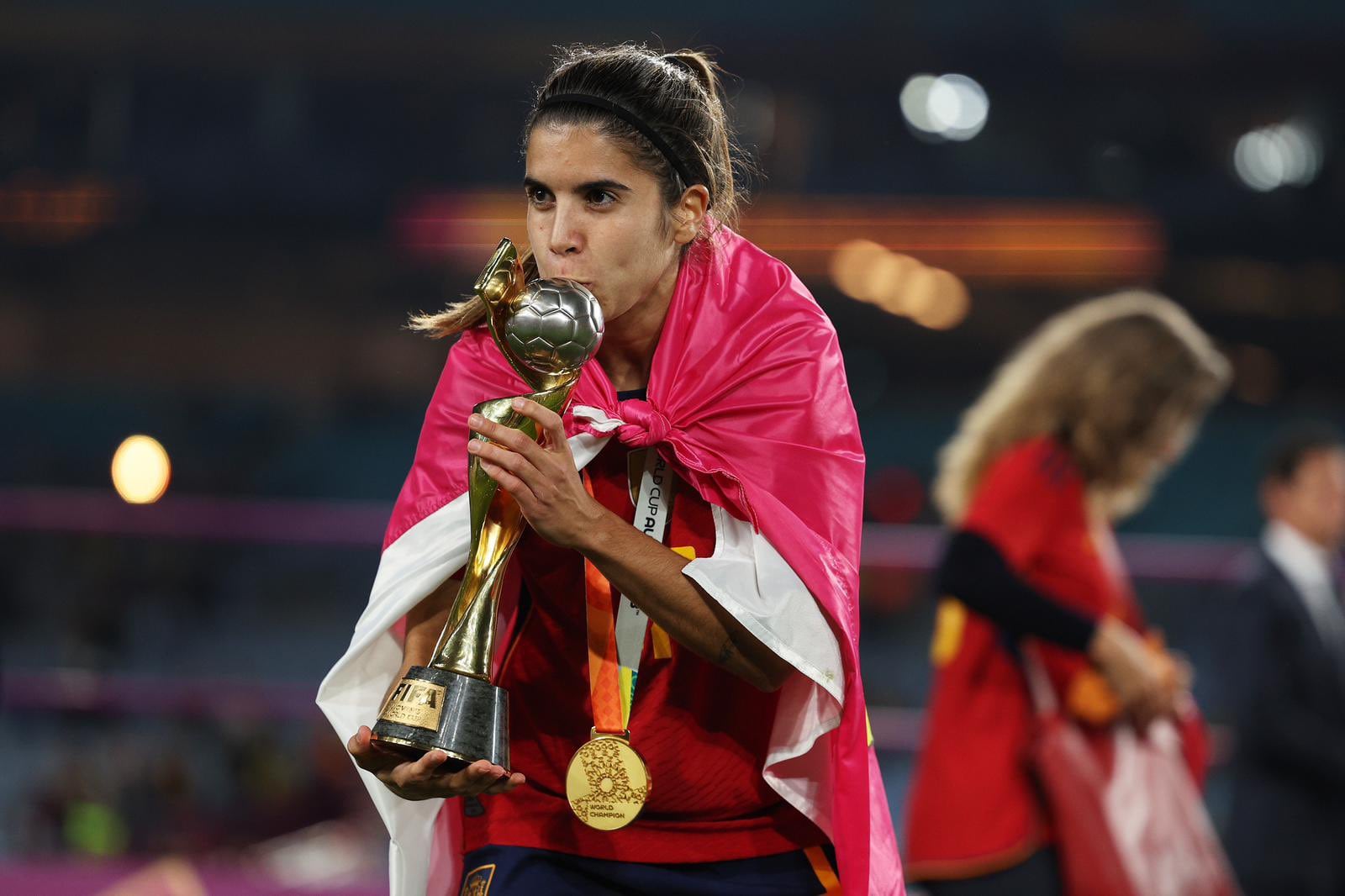 Alba Redondo, celebra el Mundial con España