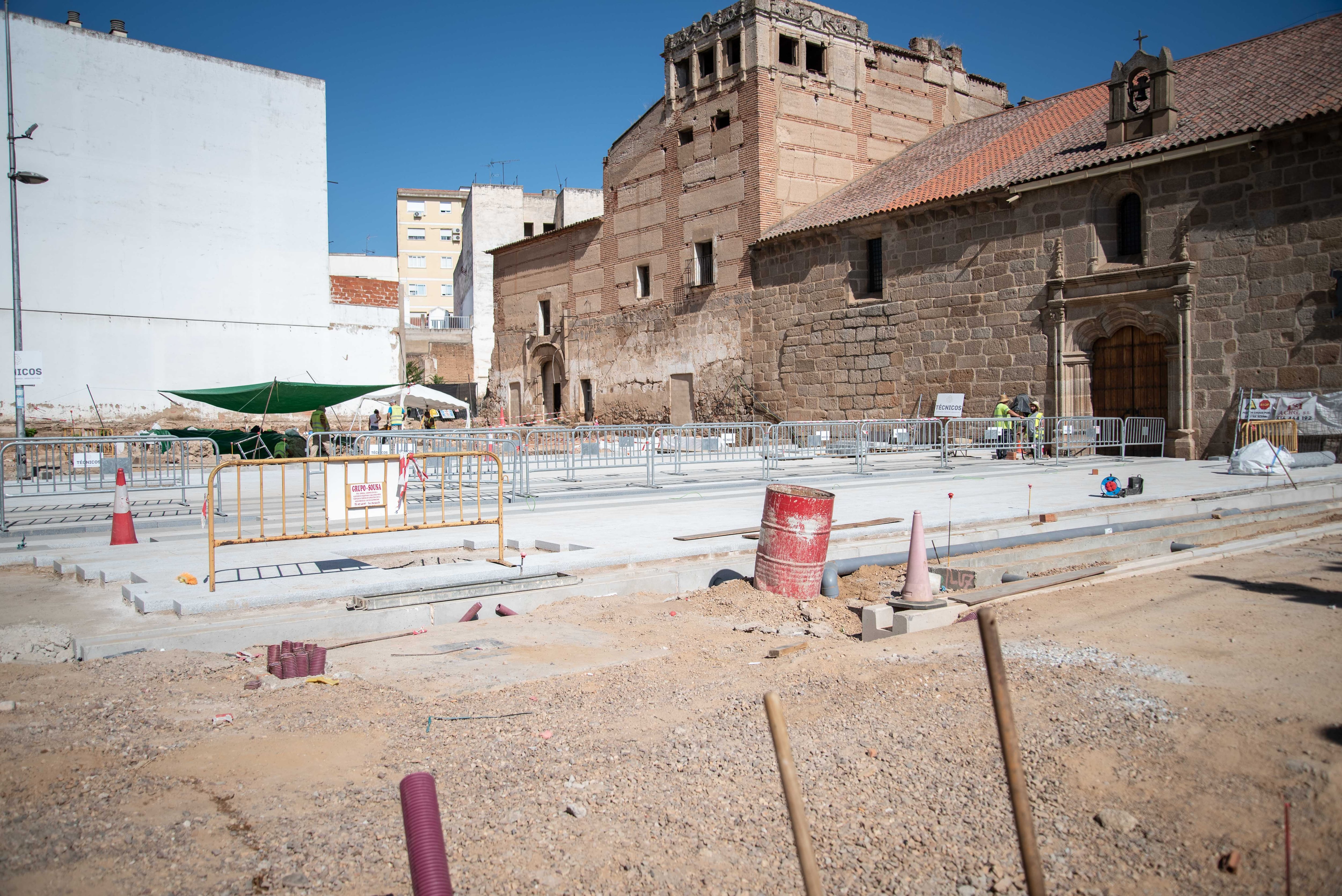 Obras en Atrio de Santa Eulalia