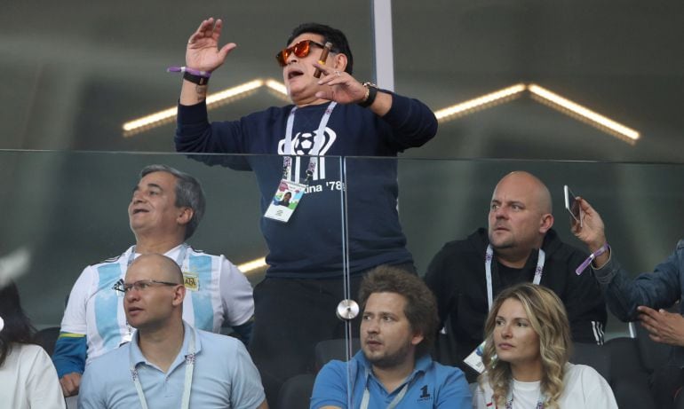 Maradona, en el partido entre Argentina e Islandia.