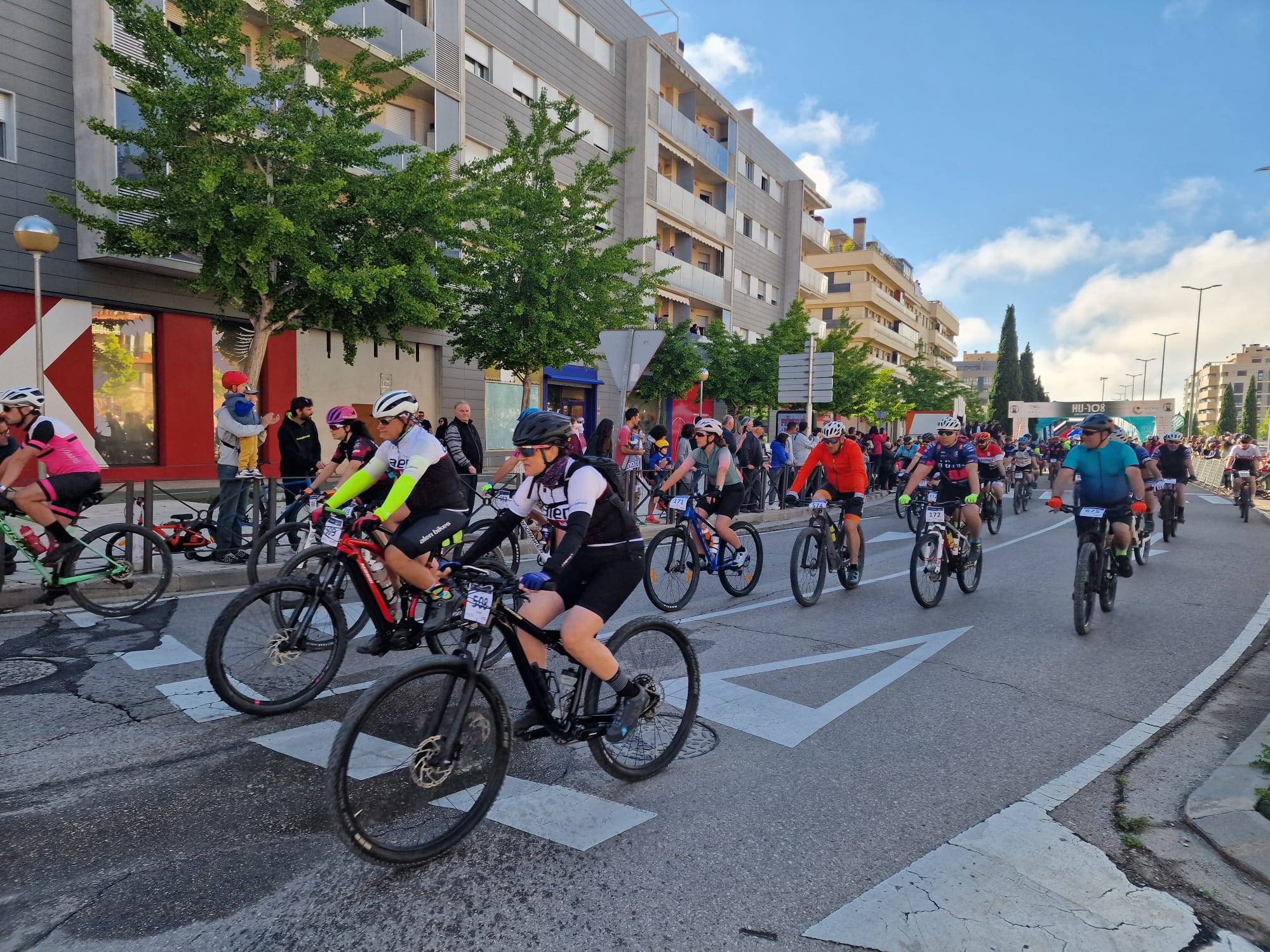 Salida de la BTT HU 108 en Huesca el pasado día 18 de mayo