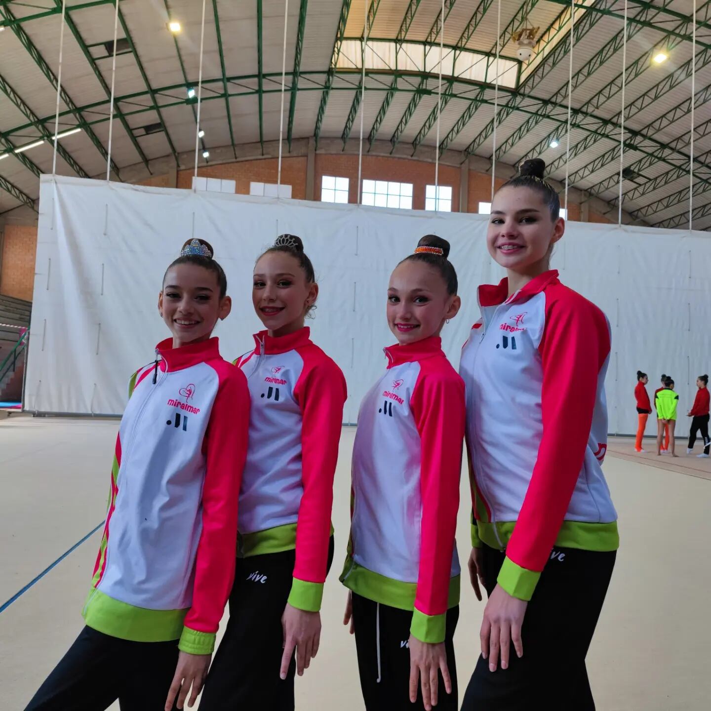Gimnastas del Club Miralmar participantes en la Liga Iberdrola