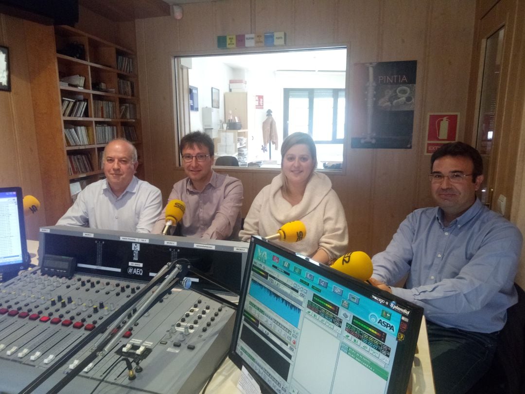 Los candidatos del PP, Peñafiel TLP, C´s y PSOE en el estudio de Radio Peñafiel