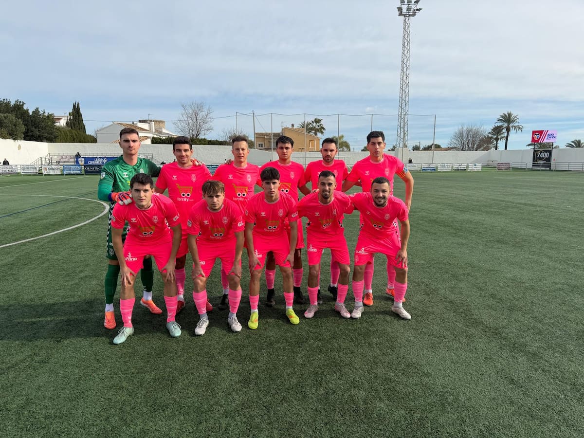 Paso atrás del Olímpic en Jávea