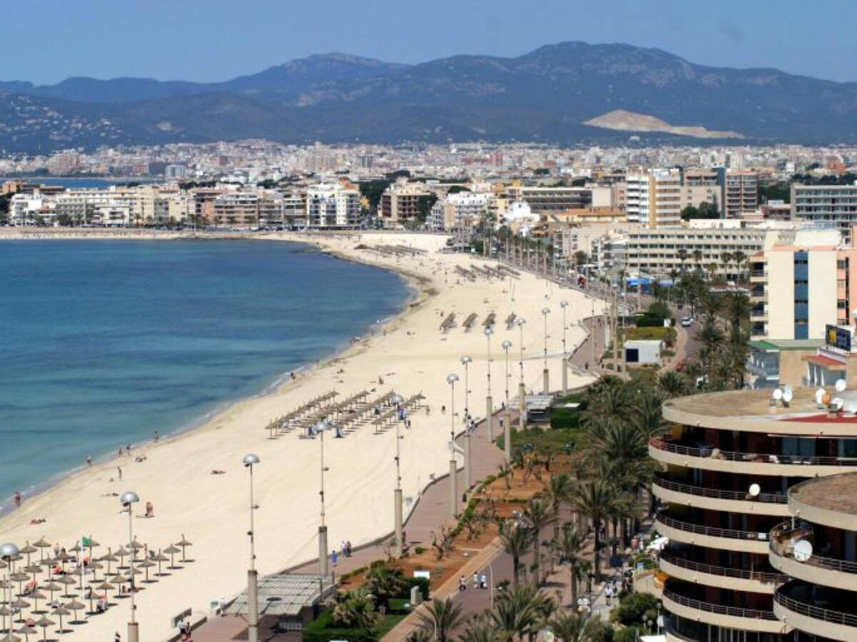 UGT insiste en vincular la categoría de los hoteles a la calidad del empleo