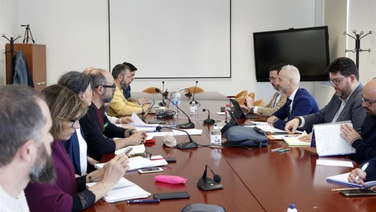 La Junta de Personal Docente pide el cese o la dimisión del consejero de Educación, Sergio Silva