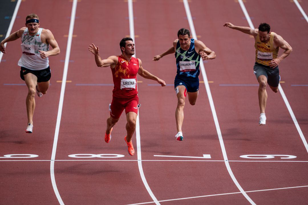 Jorge Ureña, compitiendo