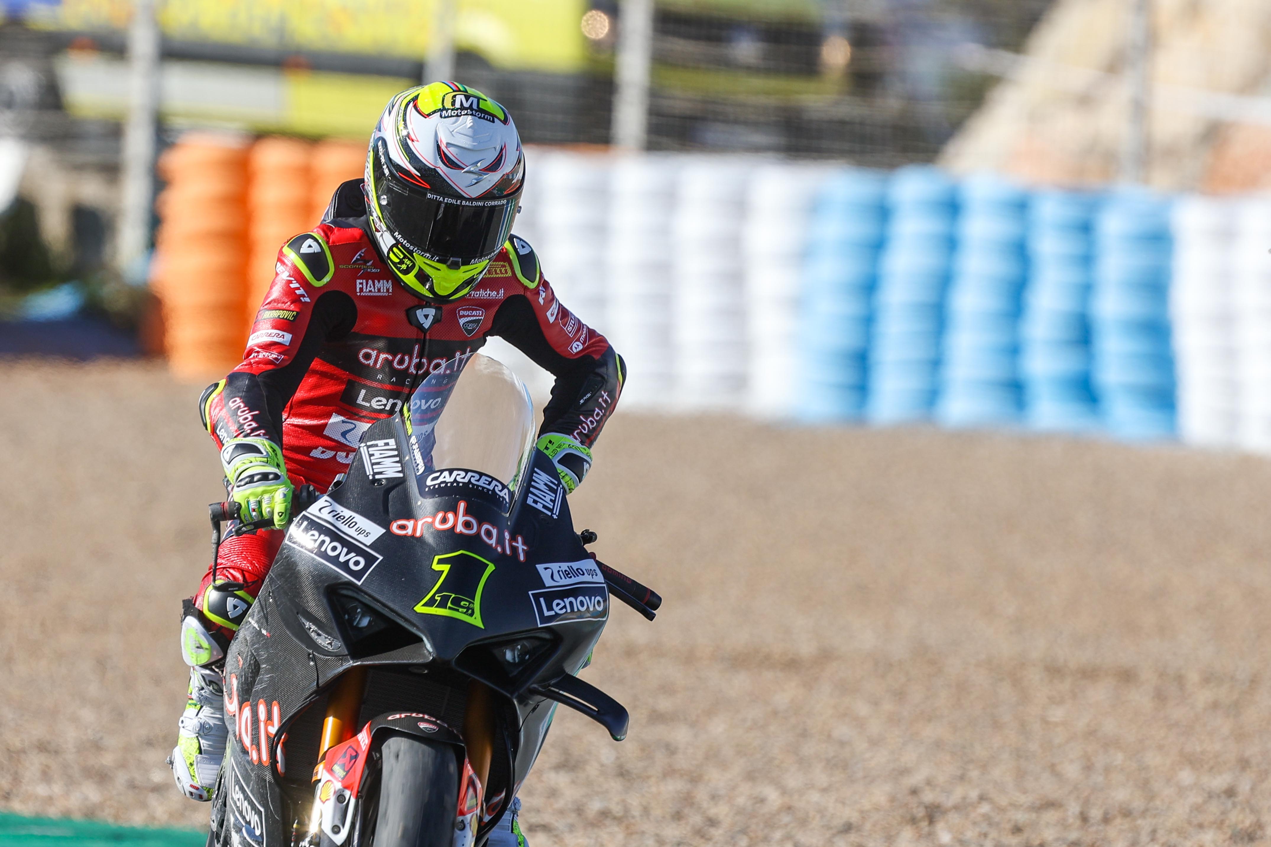 Álvaro Bautista durante la sesión del jueves en Jerez