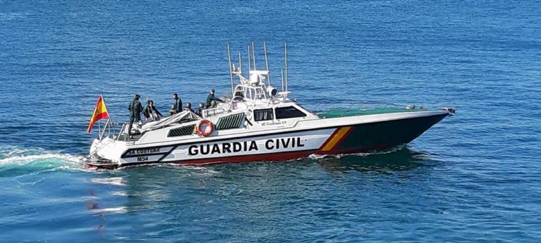 Imagen de una embarcación de la Guardia Civil