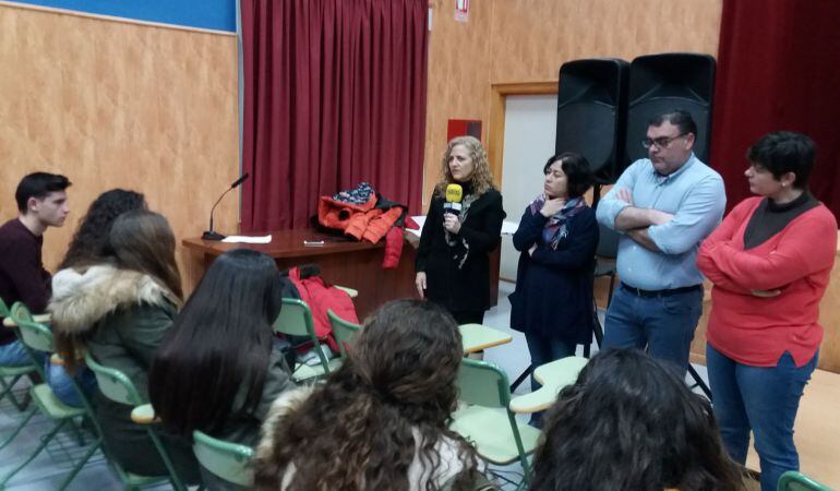 Momento de la intervención de Juani Vílchez, en representación de la delegación territorial de Educación, en la inauguración