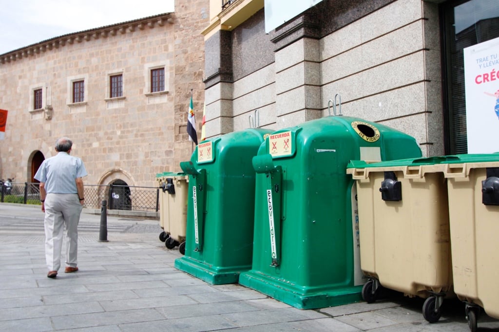 Contenedores de basura plaza de España