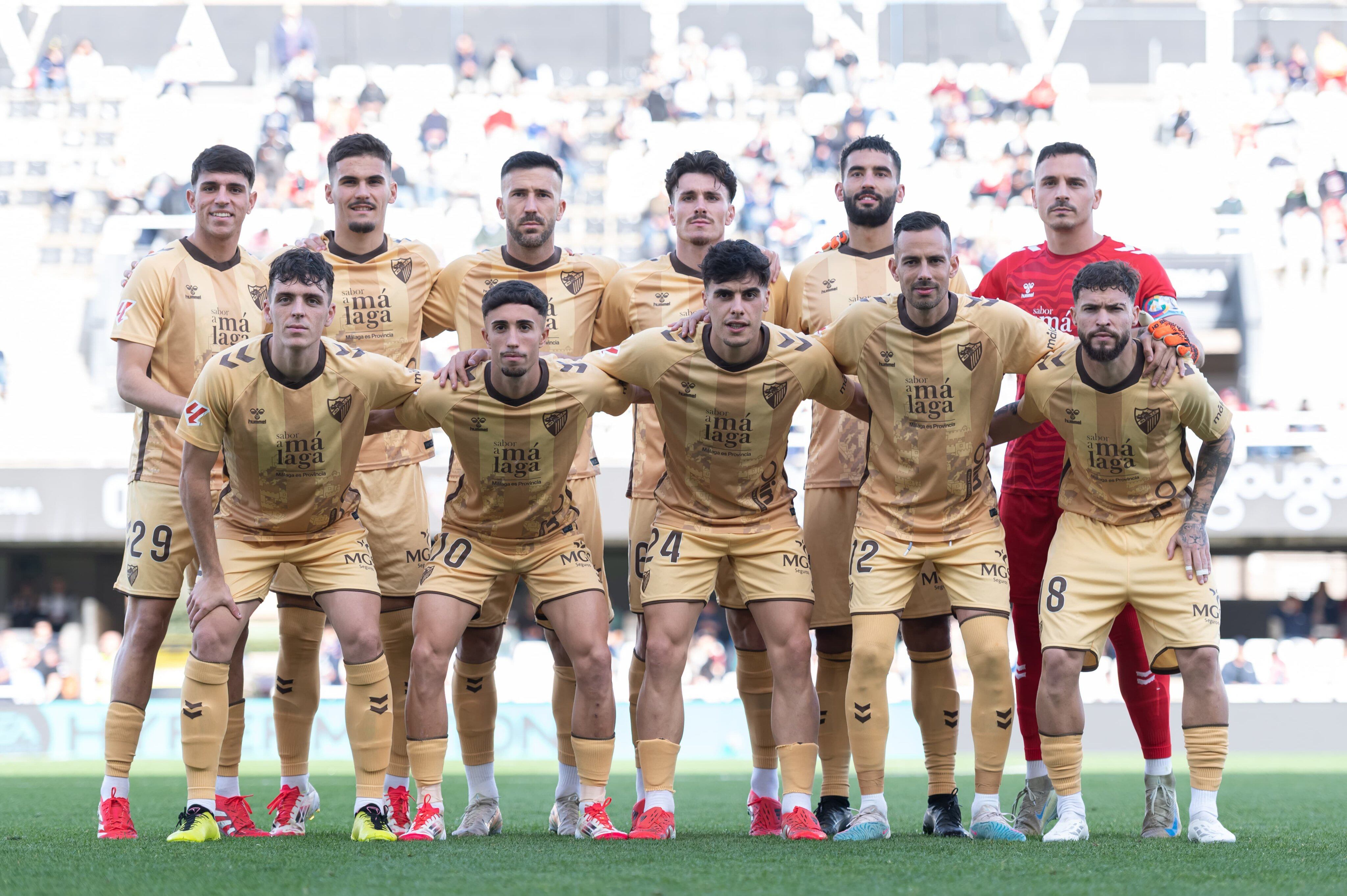El Málaga, con el defensa Einar Galilea, recibió una charla de integridad por parte de LaLiga