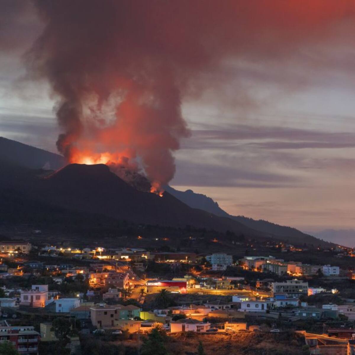 Abonadas solo el 19% de las indemnizaciones del volcán de La Palma
