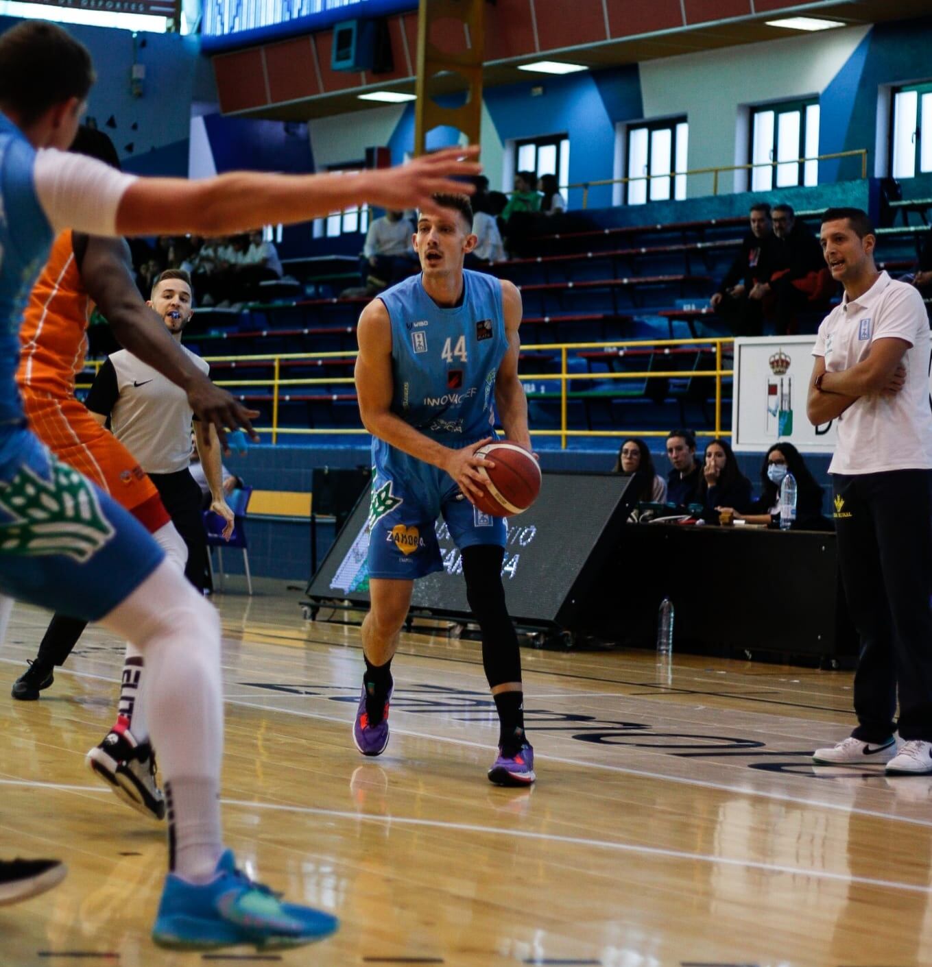 Kalinicenko intenta contactar con Stilma