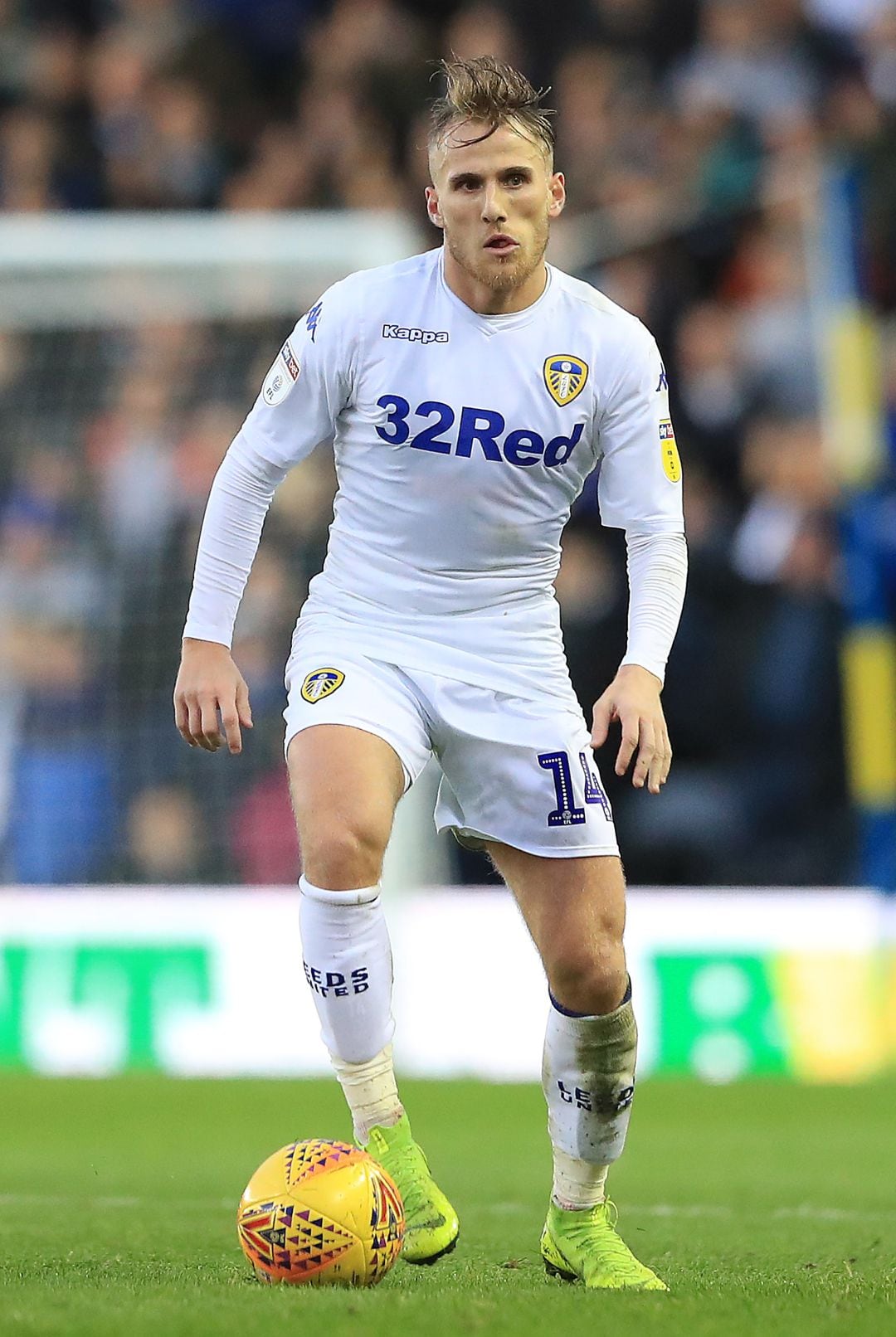 Samu Saiz durante su último partido como &#039;peacok&#039; ante Queens Park Rangers en Elland Road el pasado 8 de diciembre. En la última jornada de la de la Sky Bet Championship no fue convocado por Marcelo Bielsa.