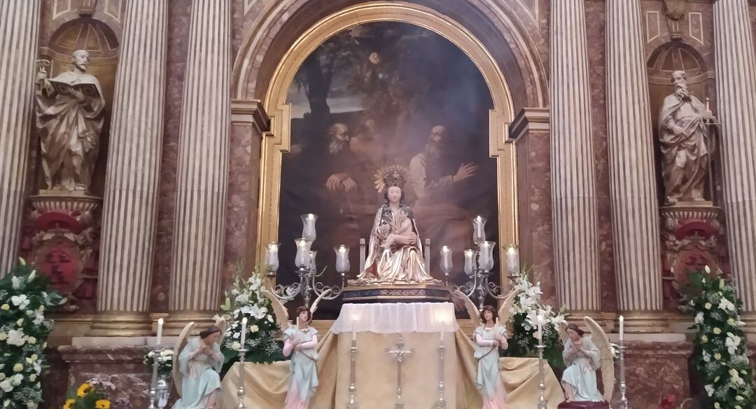 Imagen de Santa María La Mayor en el trascoro de la Catedral de Burgos