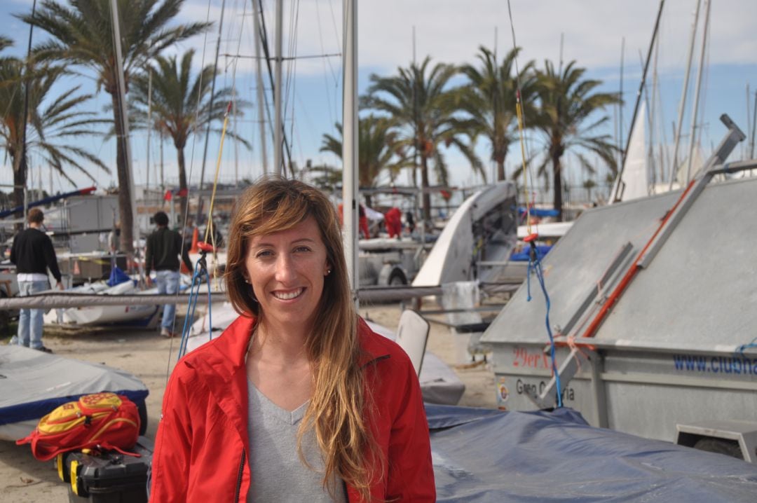 Ángela Pumariega antes de participar en una regata 