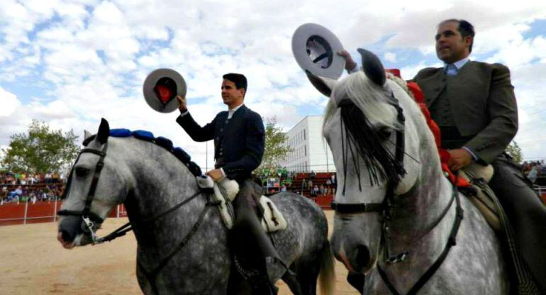 Corrida de rejones de 2015 con la presencia del taranconero Paco Benito en los carteles