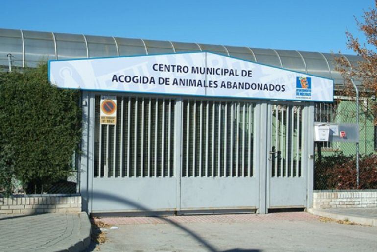 Fachada del Centro Municipal de Acogida de Animales Abandonados