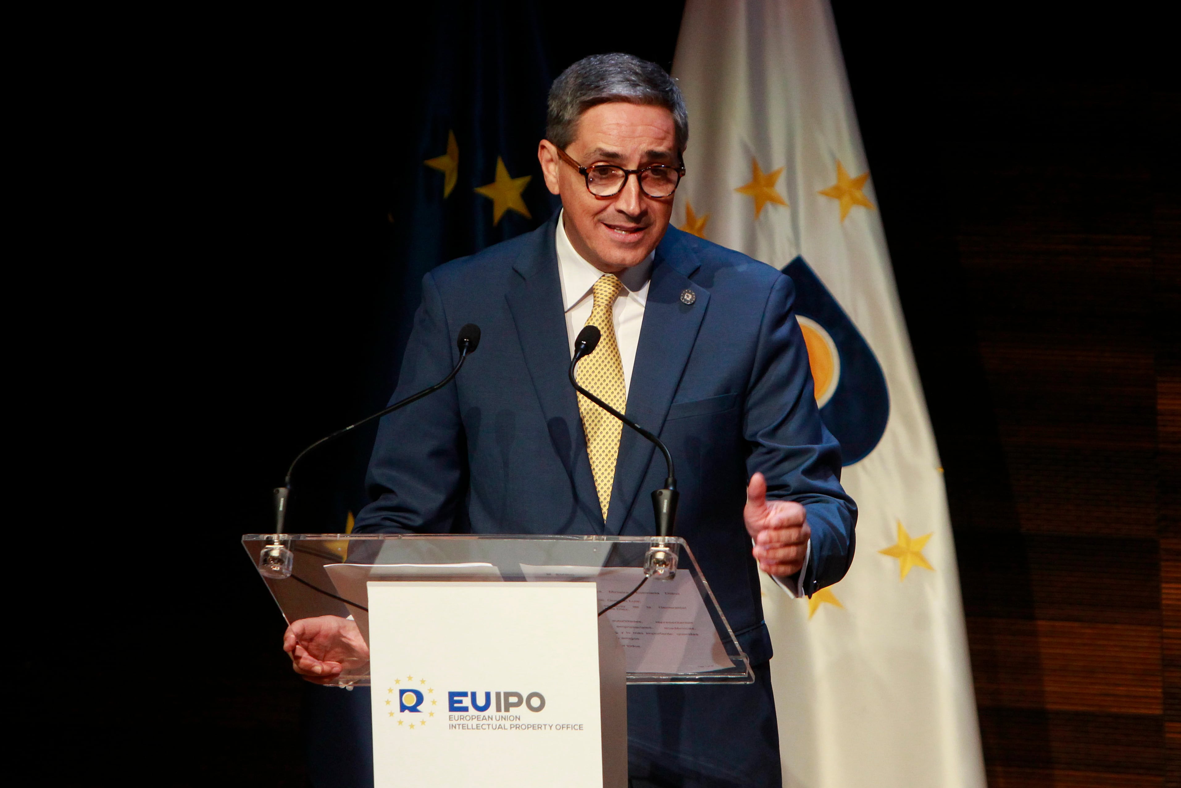 GRAFCVA1609. ALICANTE, 16/01/2026.- El director ejecutivo de la EUIPO, Joao Negrao, durante su intervención en el acto de celebración de año nuevo organizado por la Oficina de Propiedad Intelectual de la Unión Europea (Euipo). EFE/Morell