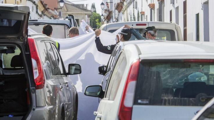 Mesa de España: “¿Hay algo más heroico que aguantar en silencio?”