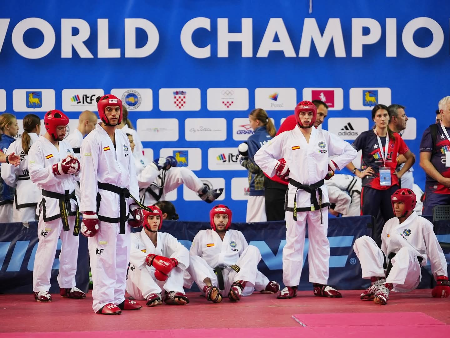Los deportistas Jaime Vílchez y Francisco González formaron parte del equipo nacional que viajó para competir en las diferentes modalidades del Campeonato del Mundo.
