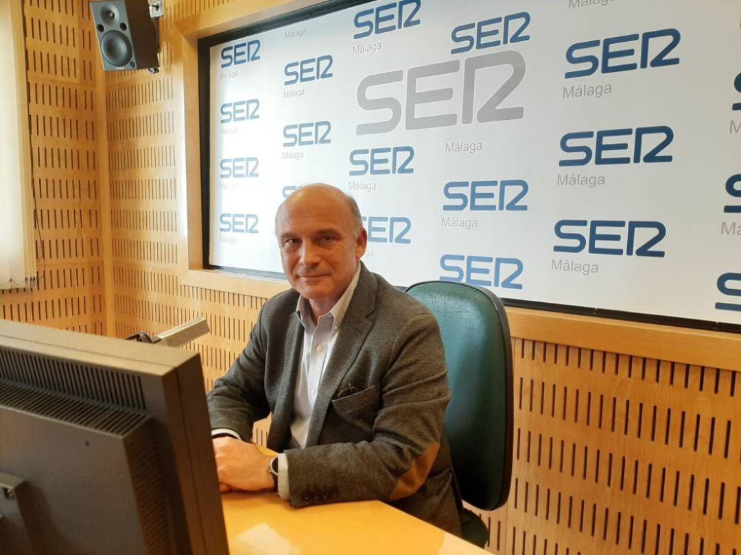 Carlos Rubio, presidente del puerto en los estudios de SER Málaga en una imagen de archivo