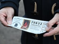 Papeleta con el número premiado con el Gordo de la Lotería de Navidad.