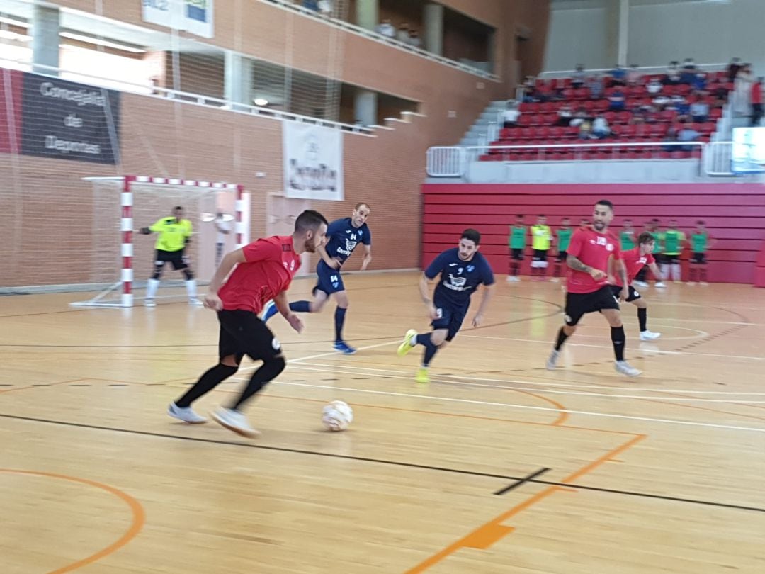 Nueva Elda recibió a un rival de Segunda División en su primer partido de pretemporada