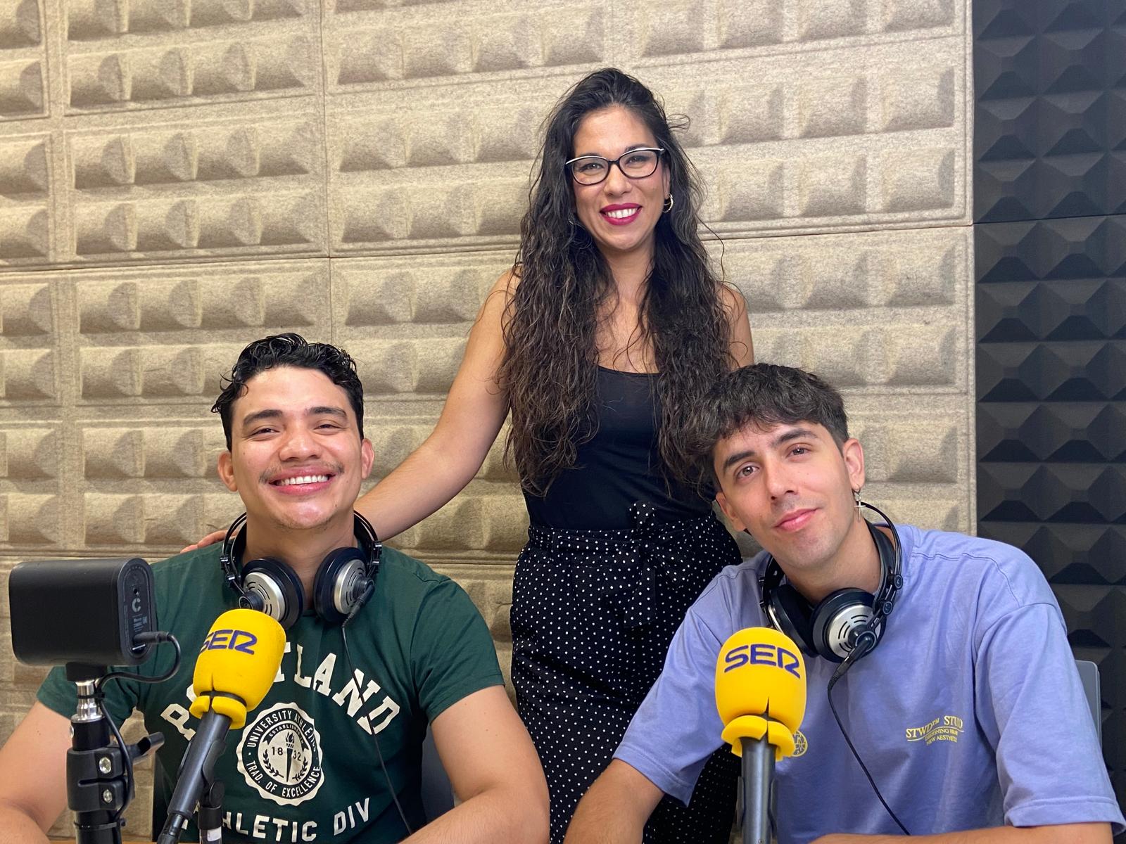 Juan Cádiz y Xavier Núñez (director y actor de Penumbra) visitan los estudios de Radio Morón