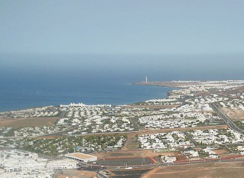 Vista aérea de Playa Blanca, en Lanzarote.