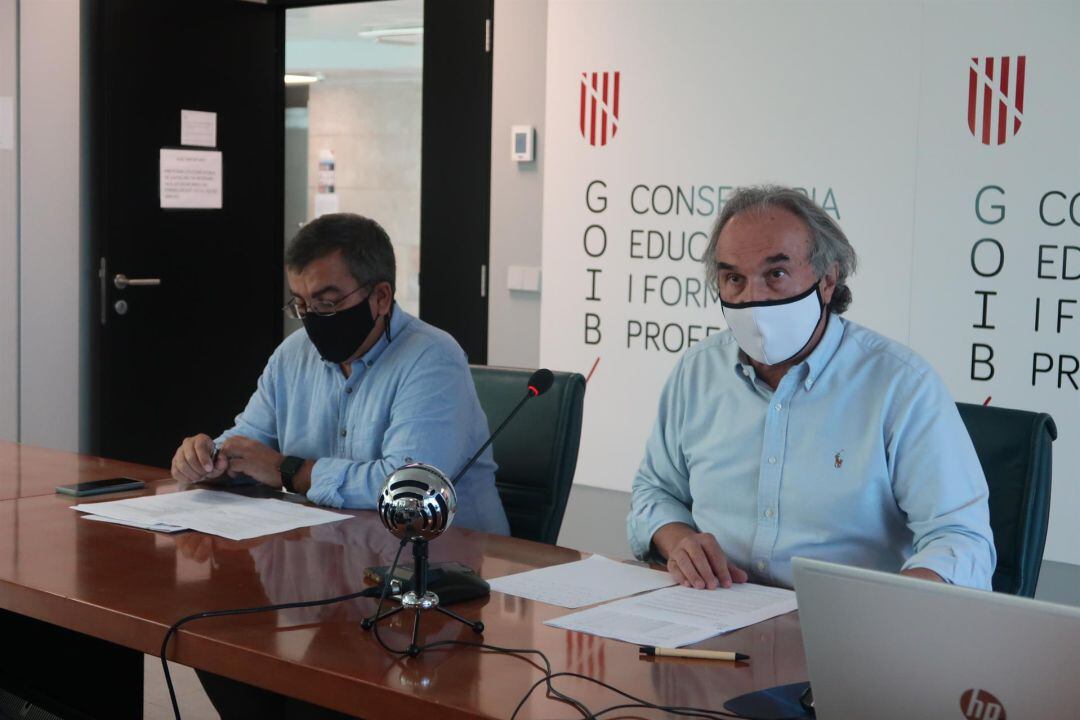 El director general de Planificación, Antoni Morante, y el conseller de Educación, Martí March.