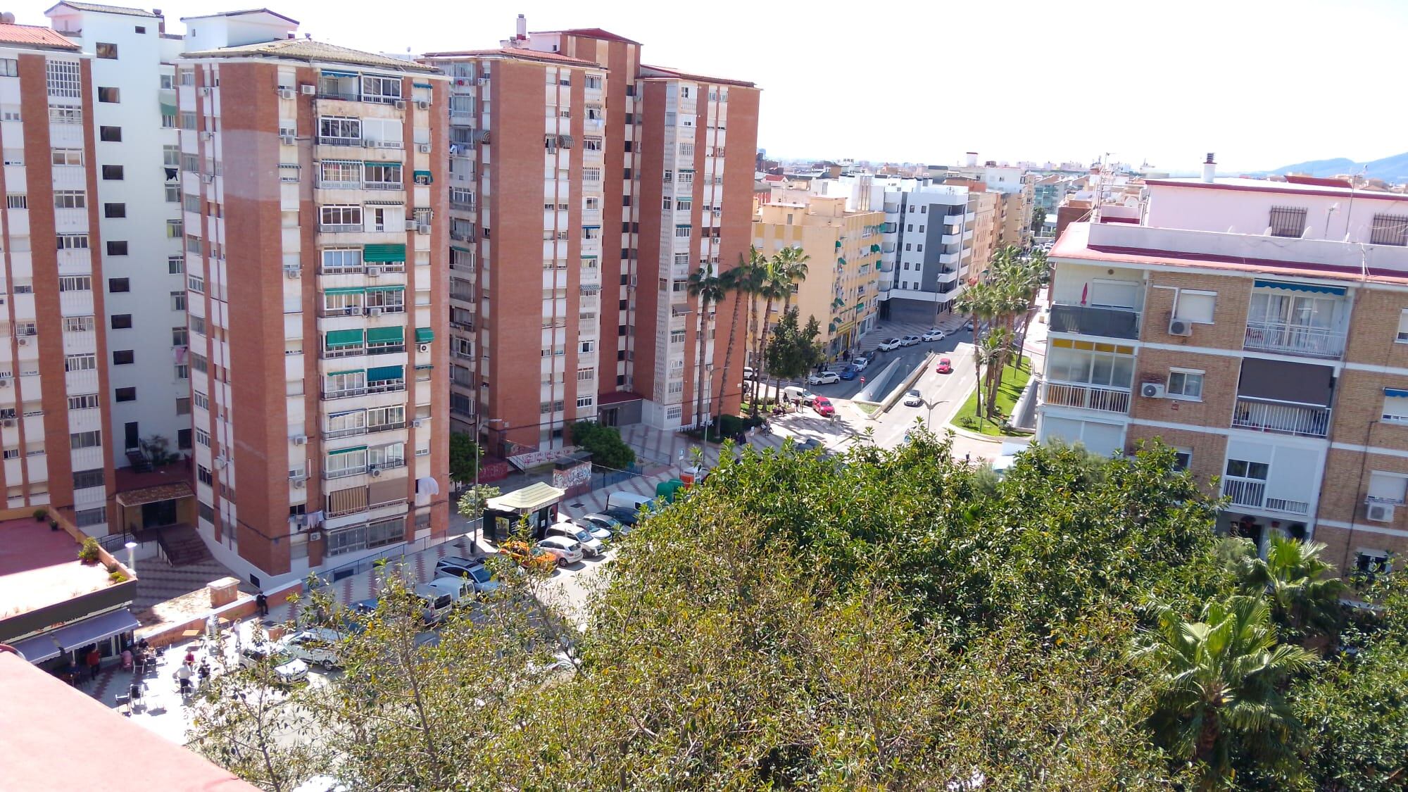 Algunos de los edificios más elevados de Miraflores de los Ángeles